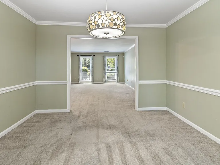 22 Ashford Cir — Photo 12
