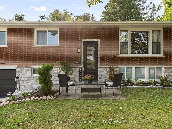 2nd image of 92 Quinn Ave
