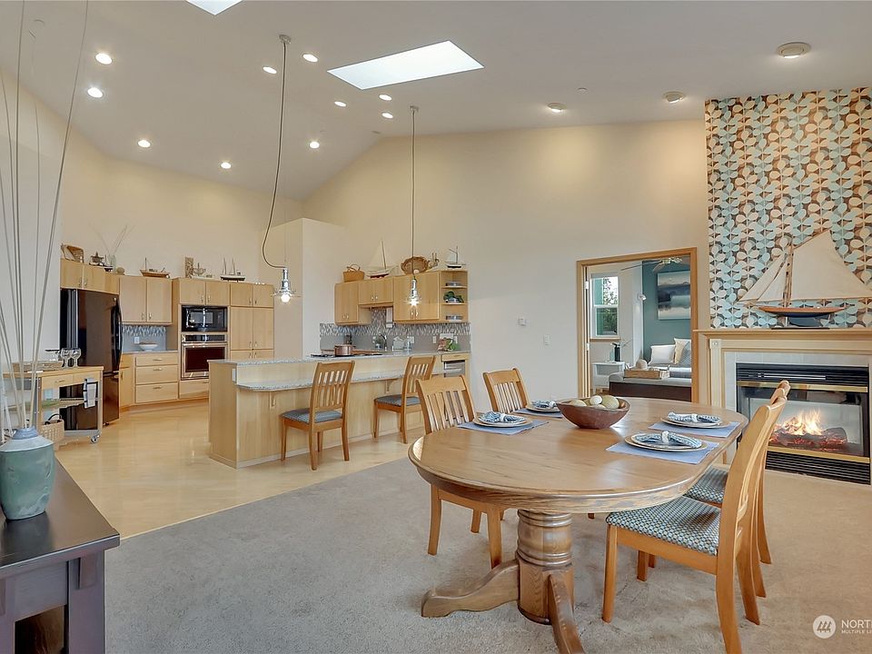 219 Tracy Avenue N UNIT 301, Pt Orchard, WA 98366 Zillow