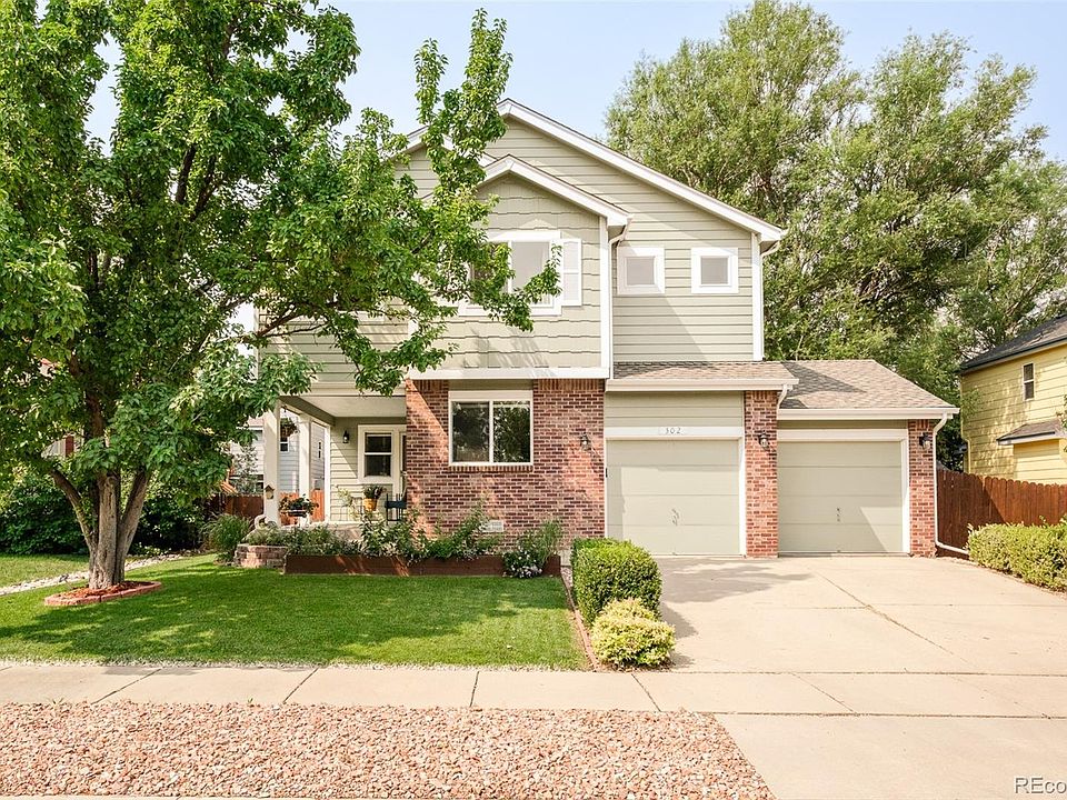 1st image of 302 Sanders Circle