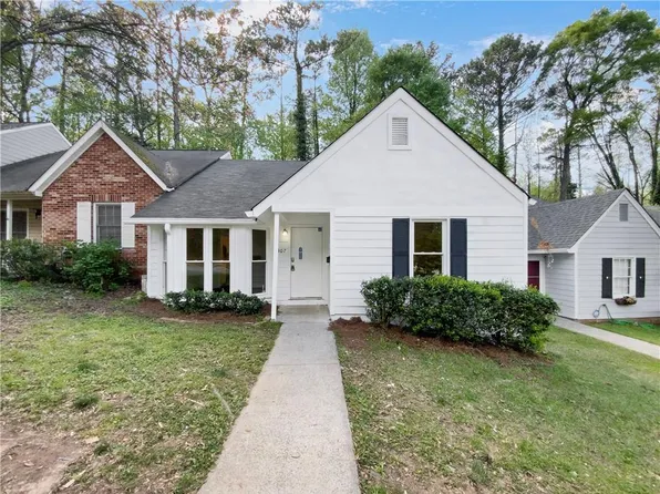 307 Oak Hill Ter, Stockbridge, GA 30281