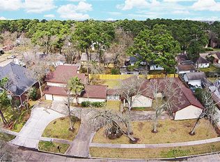 1002 Hollow Tree St, La Porte, TX 77571