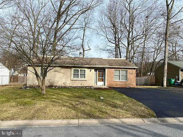 103 Piano Dr photo 1