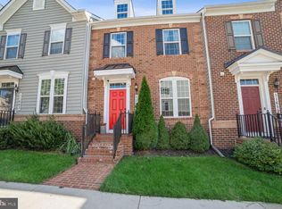 11661 Emerald Green Dr, Clarksburg, MD 20871