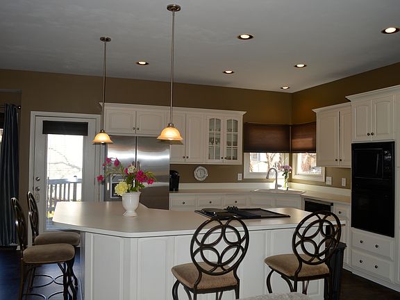 4th image of 6510 Beaver Creek Ln