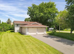 7441 Brunswick Ave N, Brooklyn Park, MN 55443