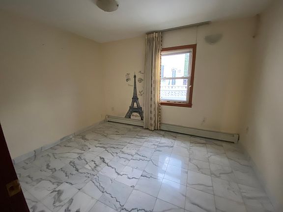 5th image of 5611 228th St
