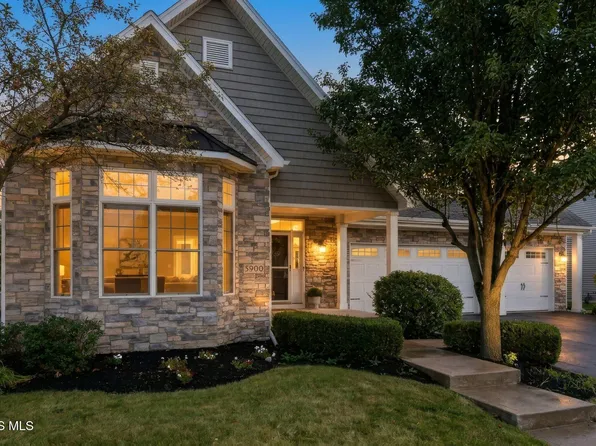 5900 Walnut Springs Blvd, Sylvania, OH 43560