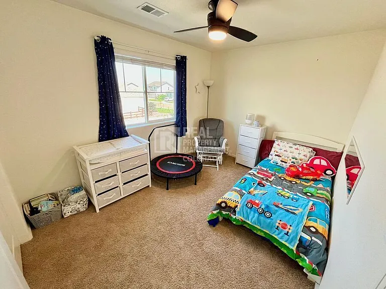 7104 Vermillion St — Photo 13