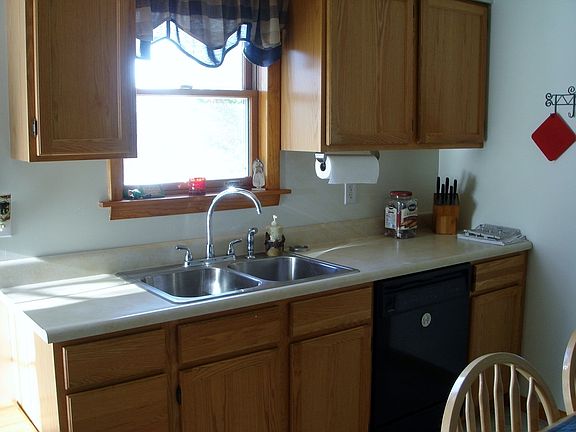 2nd image of 1208 Scotland Ave