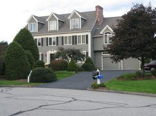 5 Wheelwright Rd, Medfield, MA 02052