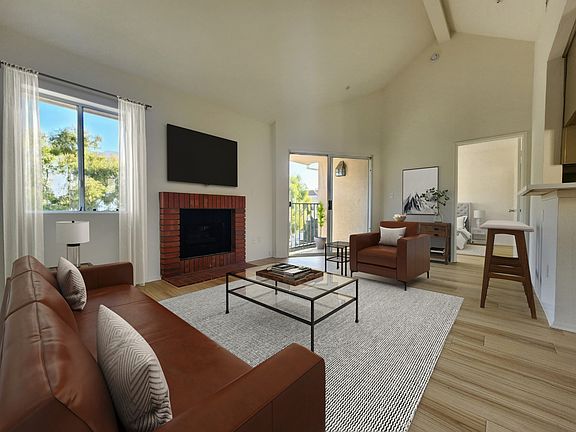 5th image of 11660 Mayfield Ave APT 409