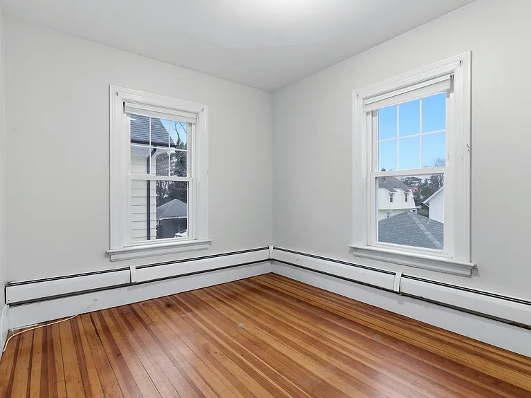 63 Park Ave #II — Photo 8