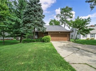 18446 Drake Rd, Strongsville, OH 44136