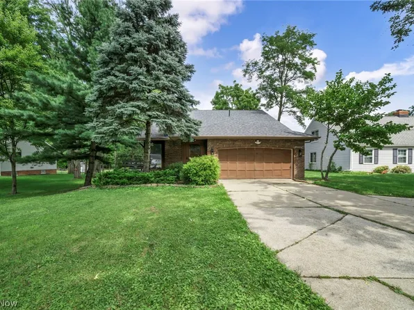 18446 Drake Rd, Strongsville, OH 44136