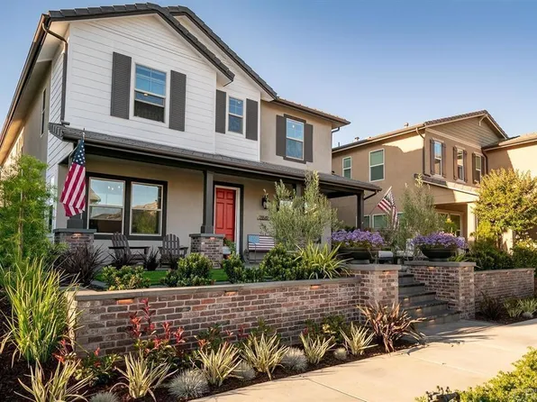 21849 Deer Grass Dr, Escondido, CA 92029