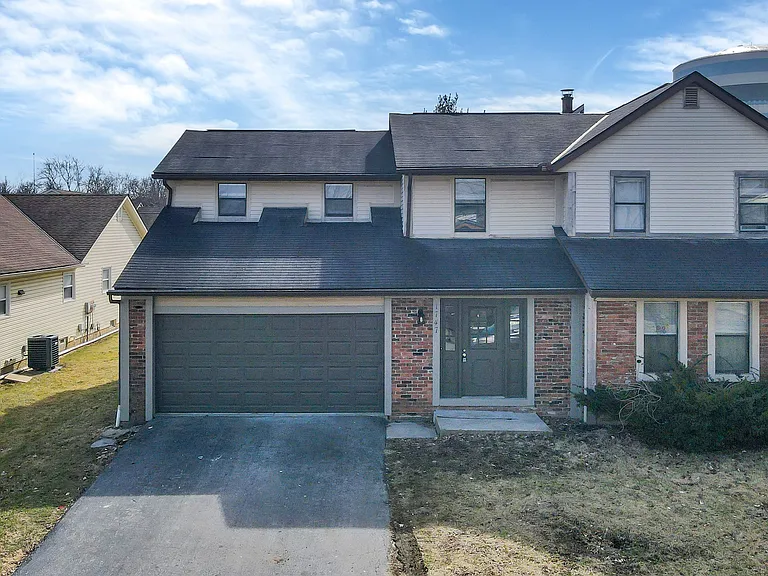 1747 Hightower Dr — Photo 35