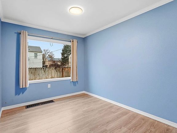 4th image of 1120 Thayer Dr #1120