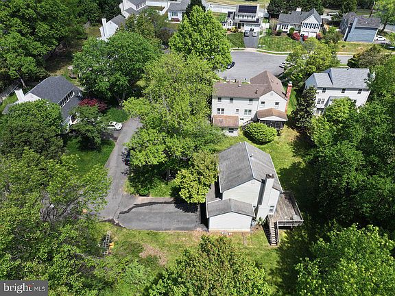 3rd image of 14408 Rockymount Ct