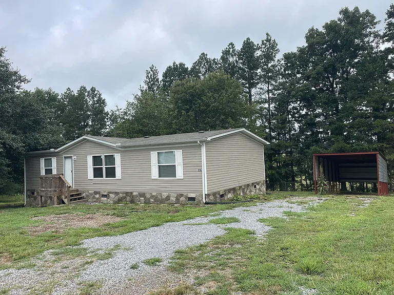326 Oak Leaf Cir — Photo 8
