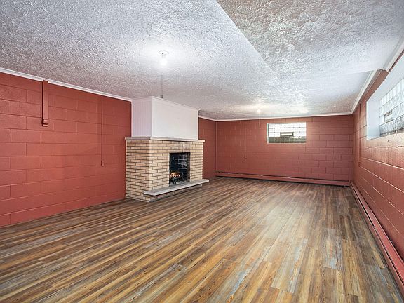 3rd image of 3234 W East Ave
