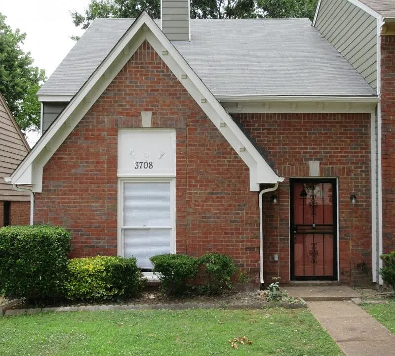 3708 Wax Myrtle Dr