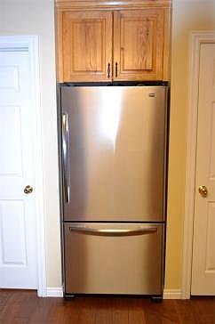 4th image of 1983 N 500 E