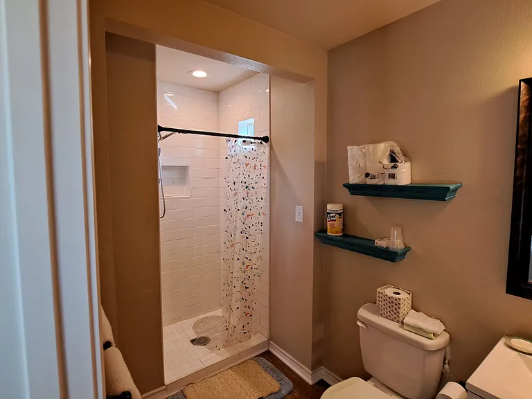 382 Asher — Photo 12