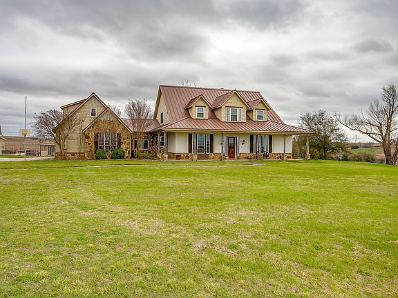 2nd image of 114 Aledo Ridge Rd