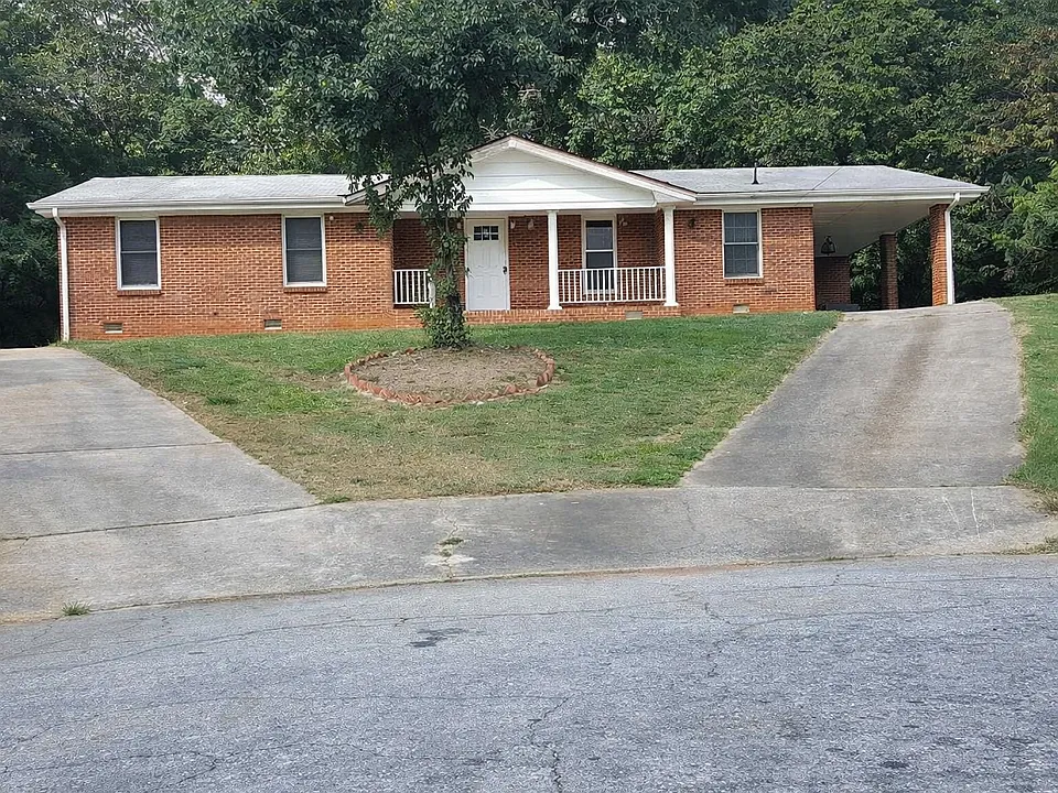 3652 W Austin Ct