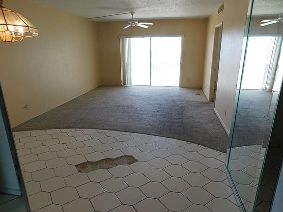 3rd image of 4400 Hillcrest Drive #1009A