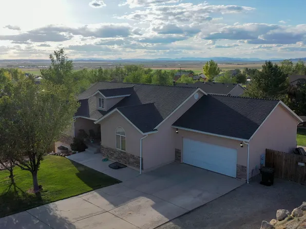 1797 E Sunset Rd, Enoch, UT 84721