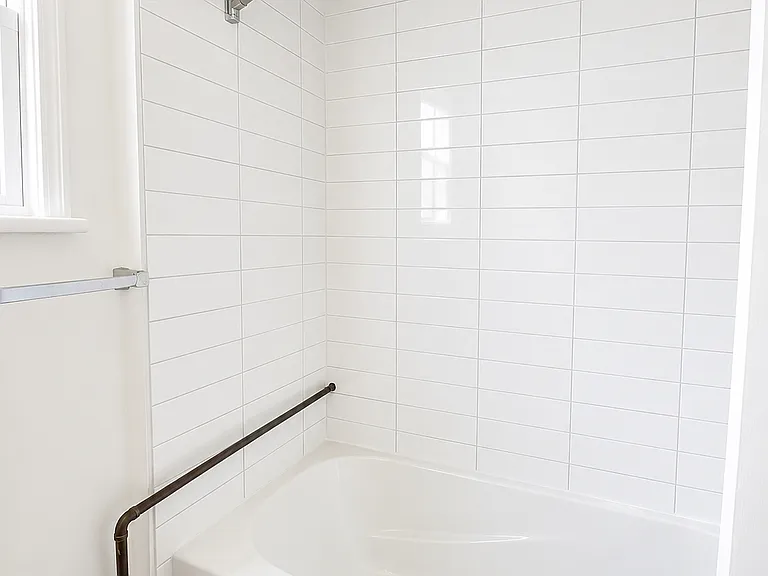 310 Speedvale Ave E — Photo 11