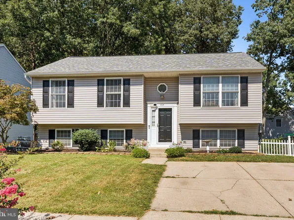 404 Lily Brook Ct, Pasadena, MD 21122