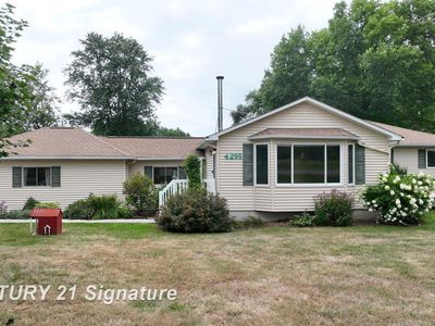 4295 W Maple Ave, Flint, MI, 48507