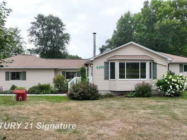 4295 W Maple Ave, Flint, MI 48507