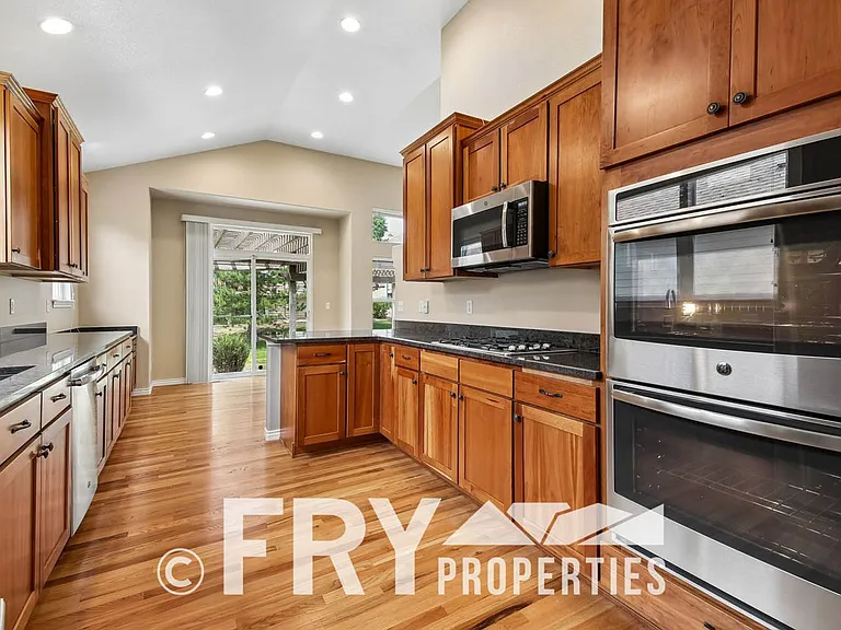 12975 W 77th Dr — Photo 9