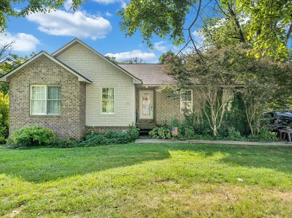6551 Laban Rd, Roanoke, VA 24019