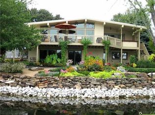 9347 W Mirror Rd, Columbus, IN 47201