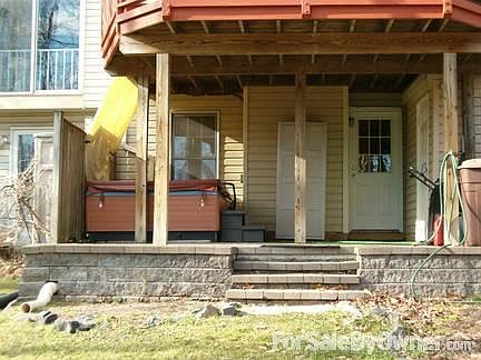 lower deck with hot tub