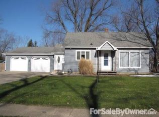 546 Paw Paw Ave, Watervliet, MI 49098