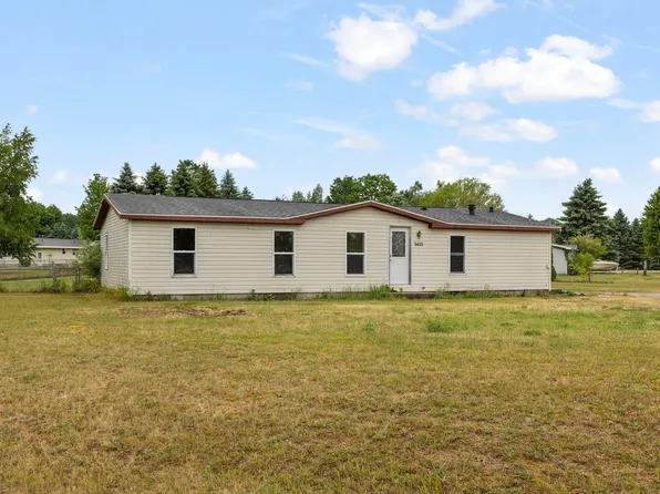 5415 Brentwood Ave, Grawn, MI 49637