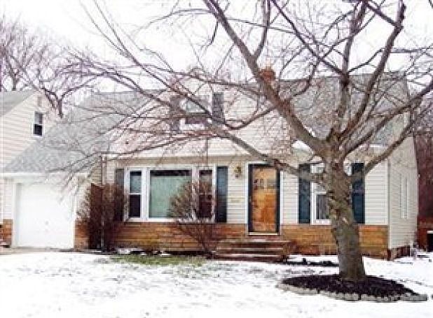 1st image of 24143 Glenbrook Blvd