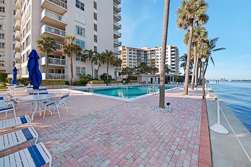 2nd image of 2600 N Flagler Dr APT 312