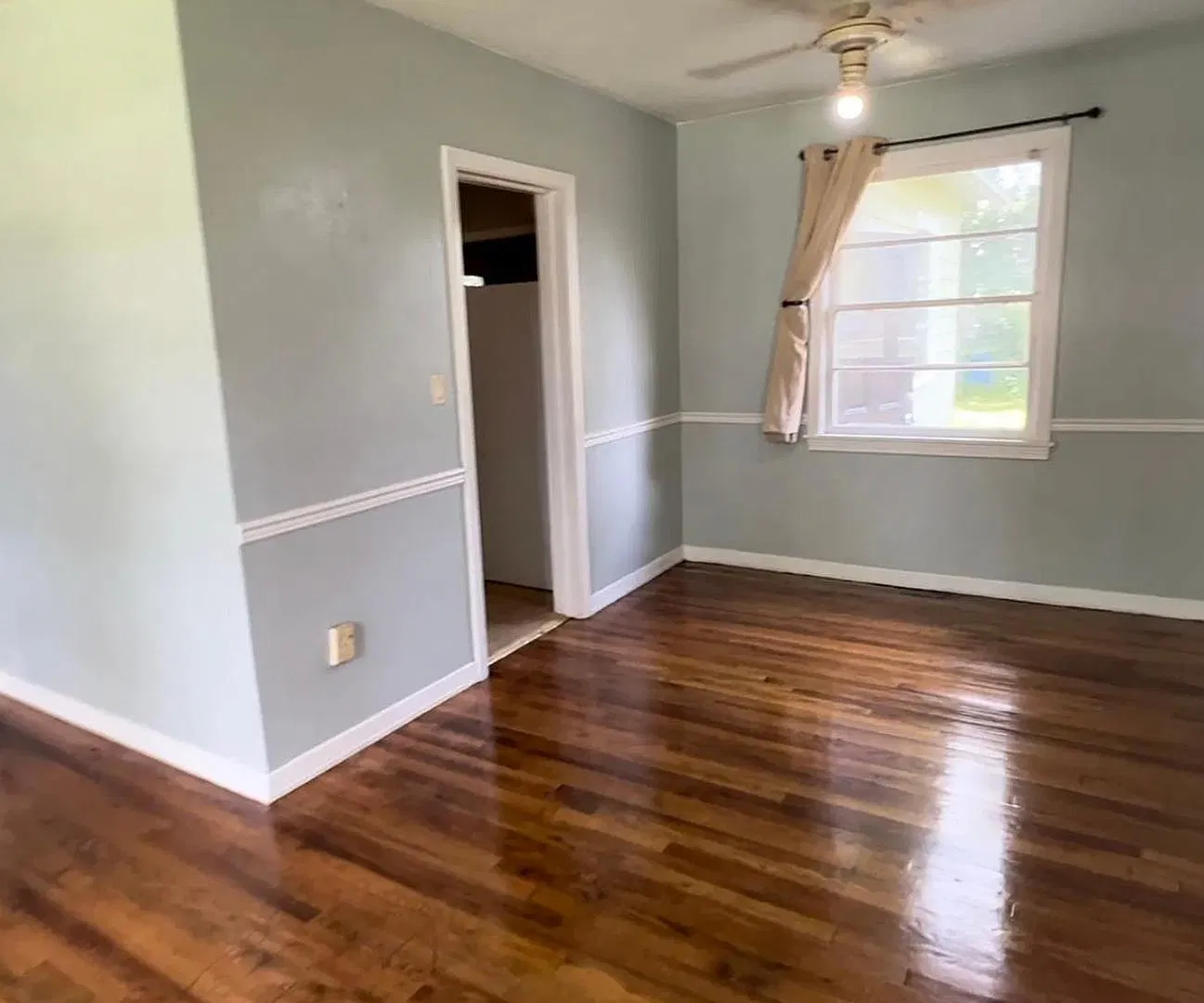 1386 Dakar St — Photo 3