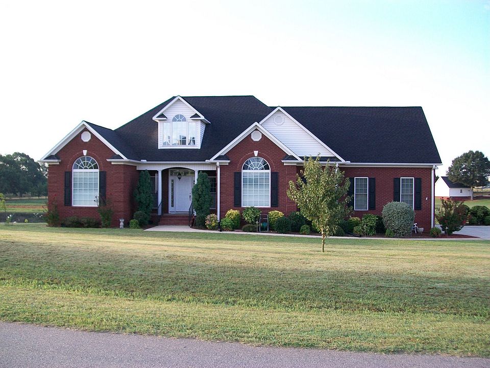 3/2, 2600+ sq ft, 1 acre