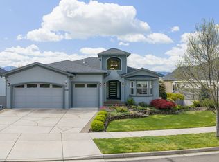 4240 Evening Ridge Ter, Medford, OR 97504