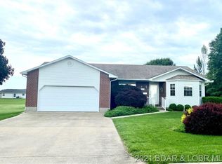 618 E Haynes St, Eldon, MO 65026