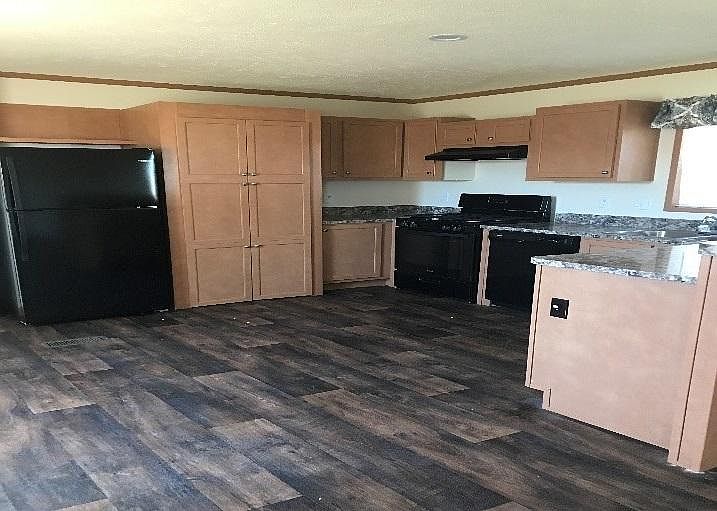 2nd image of 604 W John Beers Rd #22