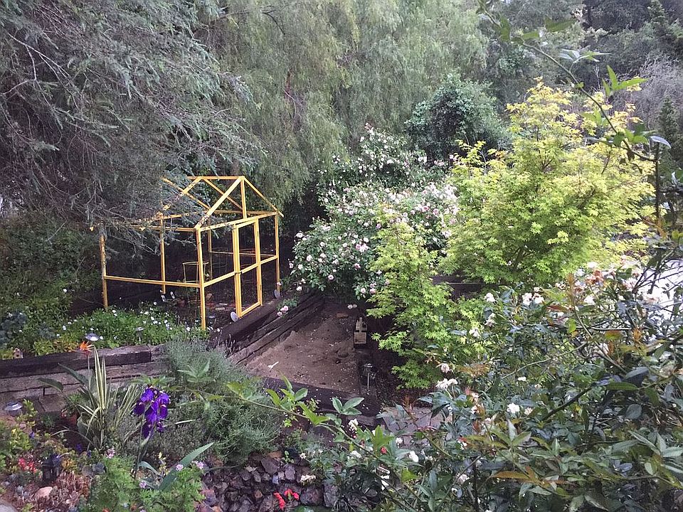 2nd image of 20221 Croydon Ln